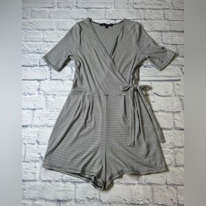 One Clothing Black and White Striped Wrap Shorts Romper. Size Small.